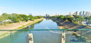 Rio Tietê - visto da ponte - Riselda Morais